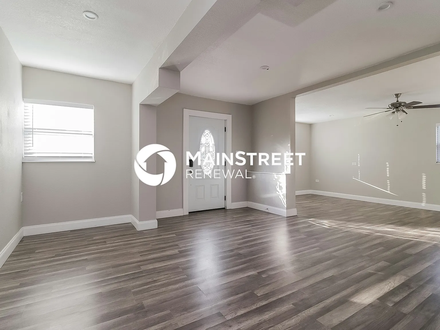 2121 Camellia Dr — Photo 2