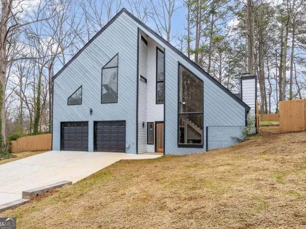 3213 Cedar Bluff Dr NE, Marietta, GA 30062