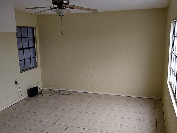 4th image of 7505 S Amarillo Ln #1