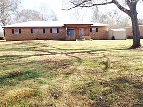 2nd image of 1043 County Road 3106