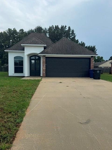 1st image of 105 Jason Ln
