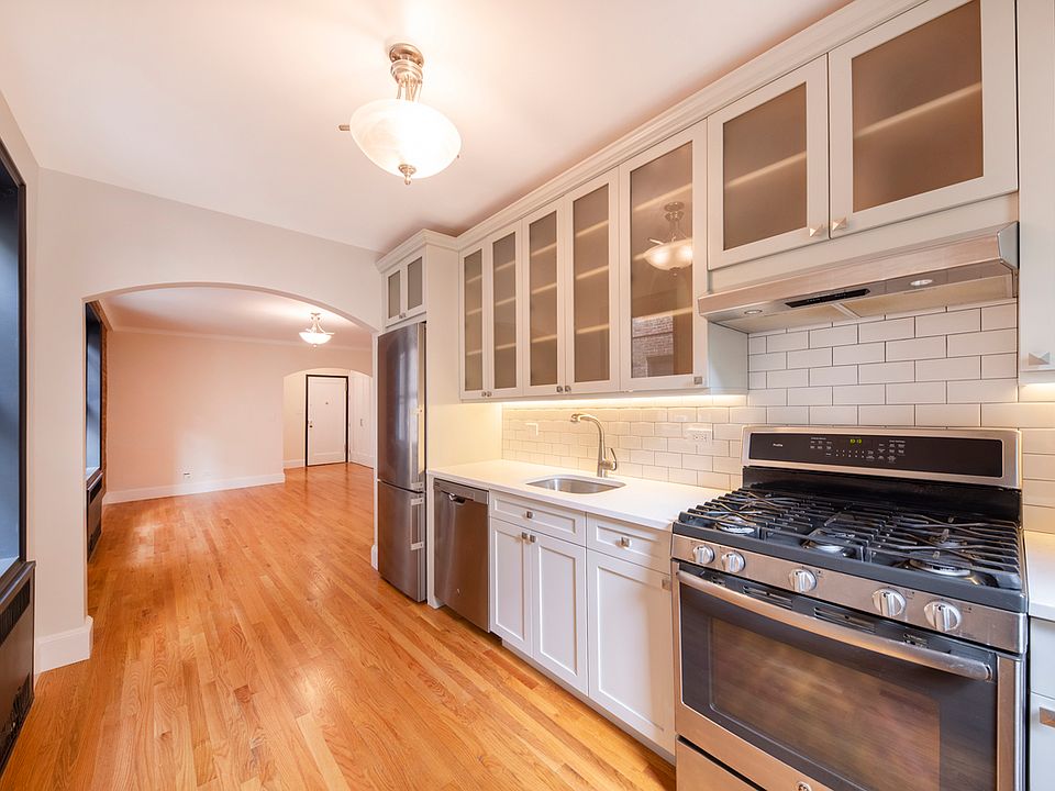 1st image of 95 Lexington Ave APT 4N