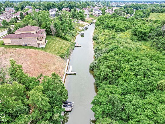 2nd image of 10893 Harbor Bay Dr