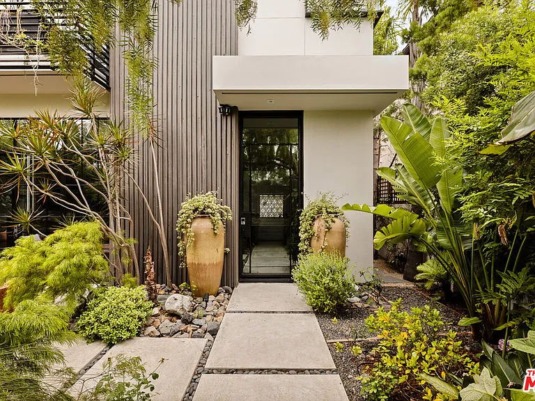 2341 Wilson Ave — Photo 22