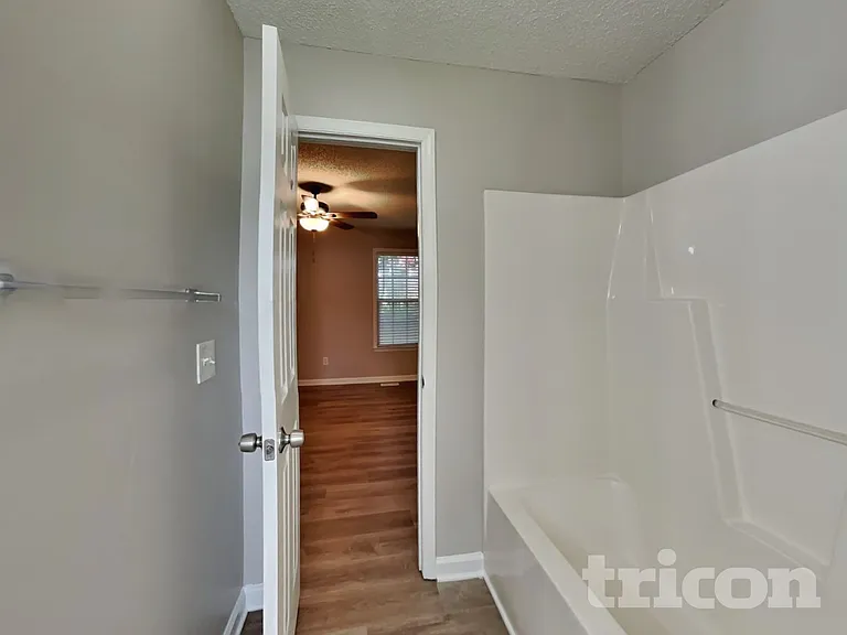 153 Cambridge Elm Dr — Photo 13