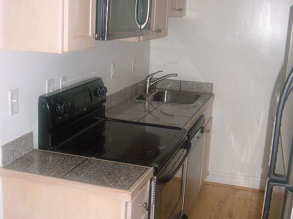 Kitchen_a