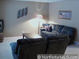 2nd image of 1053 Truman Ave