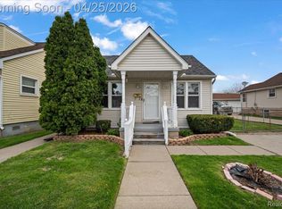 1588 Garfield Ave, Lincoln Park, MI 48146