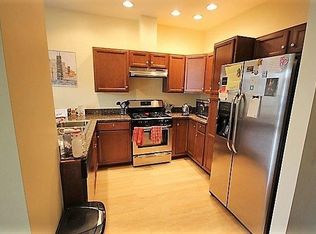 2124 N Winchester Avenue #2r FL 2ND, Chicago, IL 60614