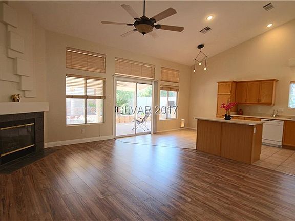 2nd image of 7429 Forest Ivy St