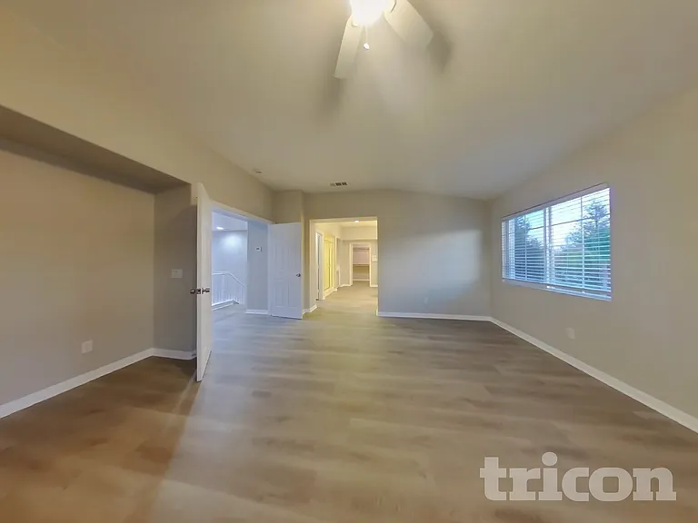 41808 Davidson St — Photo 23