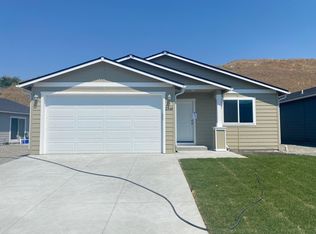 2349 SE Sage Brooke Rd, East Wenatchee, WA 98802