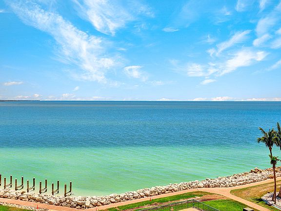 2nd image of 980 Cape Marco Dr Unit 607