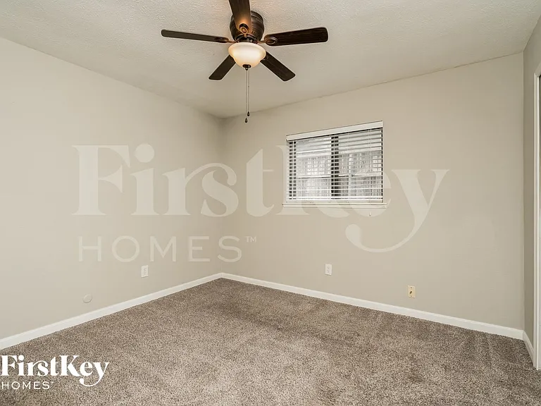5276 Sherman Dr — Photo 11