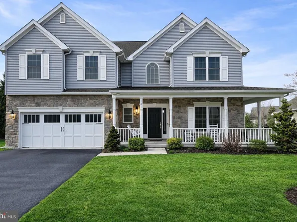 161 Scenic Ridge Dr, Hummelstown, PA 17036