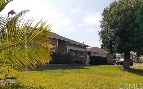 2nd image of 13240 Lakewood Blvd