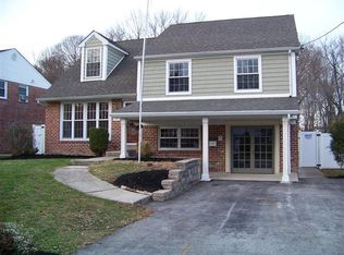 4501 Chandler Dr, Brookhaven, PA 19015
