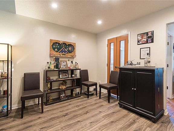 5th image of 2207 Park Springs Ct