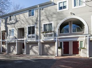 1 Ellery Pl #1, Cambridge, MA 02138