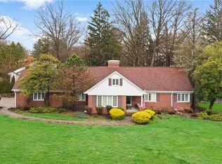 250 Schocalog Rd, Akron, OH 44313