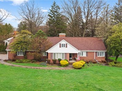 250 Schocalog Rd, Akron, OH, 44313