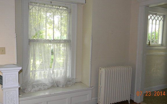 5th image of 209 Hicksford Ave