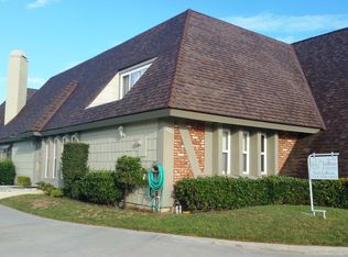 2001 Delaware St, Huntington Beach, CA 92648