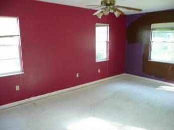 4th image of 96 Berkshire Ln