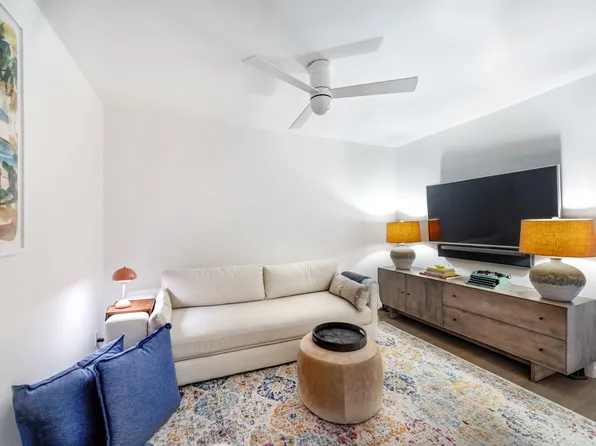 356 Broadway image 6 of 9