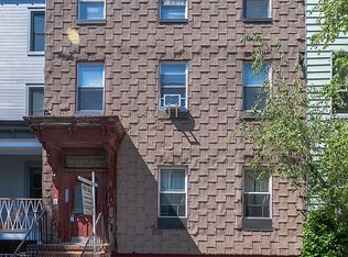 113 Noble St, Brooklyn, NY 11222