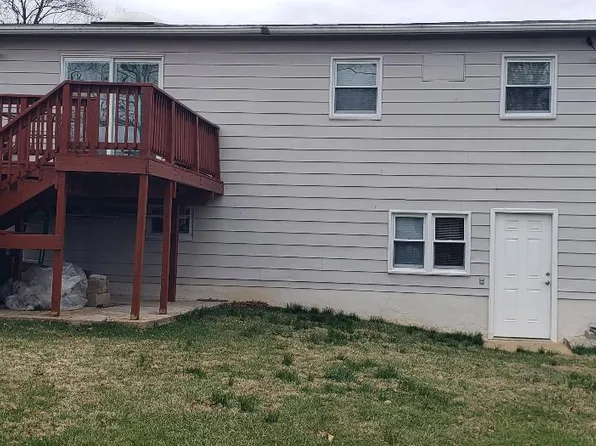 9207 4th St, Lanham, MD 20706