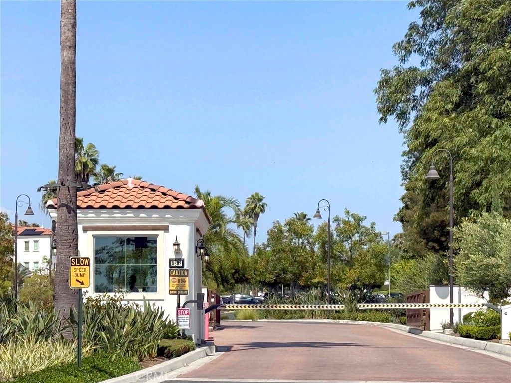 8896 Los Coyotes Court #410 3