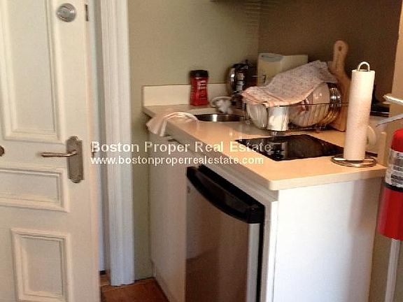 323 Beacon St. #2 Boston - Back Bay Unit Photo 2