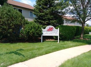 727 E Whispering Oaks Dr #1RC, Palatine, IL 60074