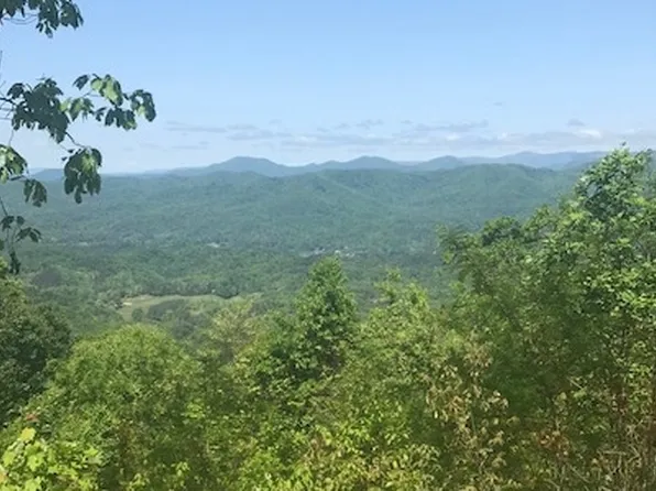 43-44 Timberwood Dr, Marble, NC 28905