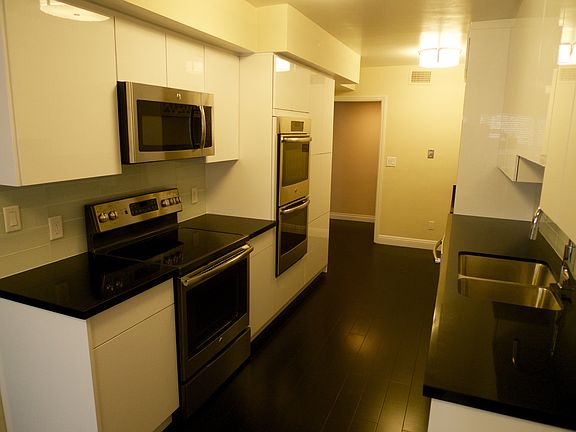 2nd image of 1467 Rexford Dr APT 105