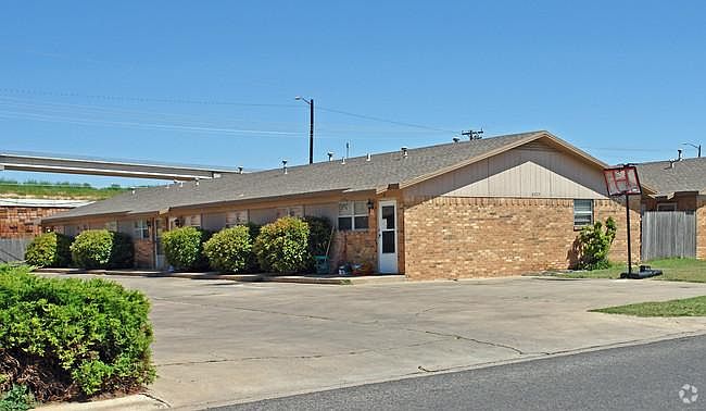 2nd image of 5710 Brownfield Dr APT C
