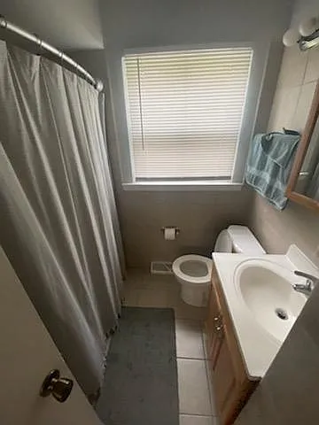 231 Prairie St #2 — Photo 10