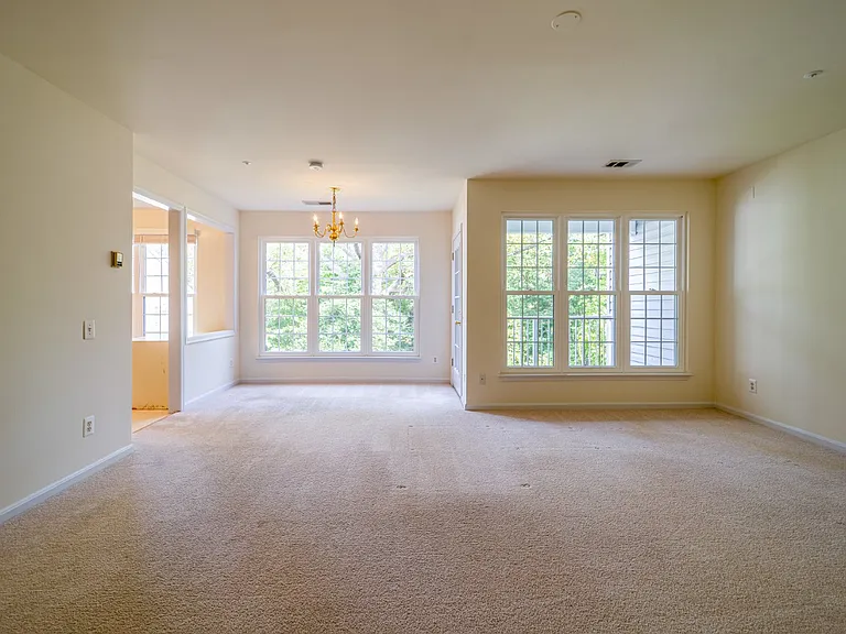 5924 Terrapin Pl #302 — Photo 9