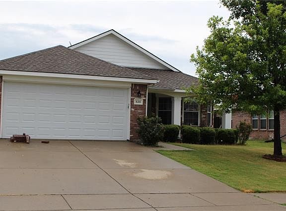 2nd image of 520 Robinwood Dr