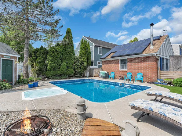 15 Ridge Avenue, Manasquan, NJ 08736
