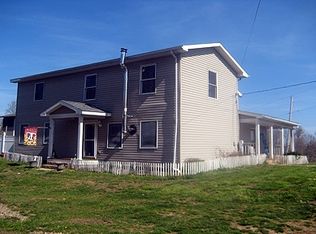 9365 Hebron Rd, Saint Marys, WV 26170