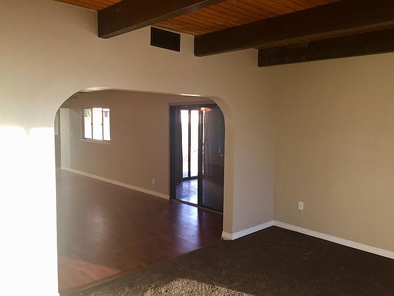 3rd image of 15021 Redondo Dr
