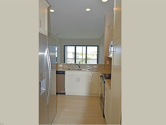 5th image of 15126 Palmer Lake Cir Unit 202
