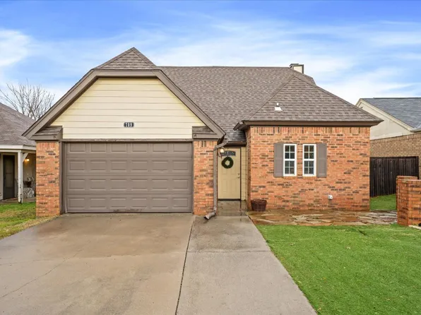 709 Windfields St, Denton, TX 76209