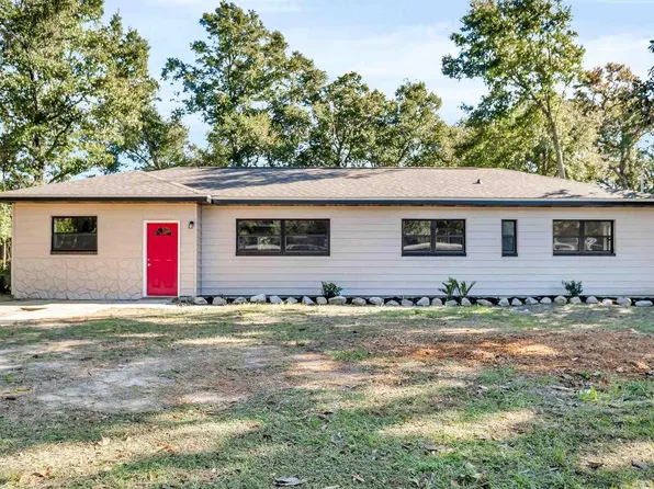 22 W Adkinson Dr, Pensacola, FL 32506