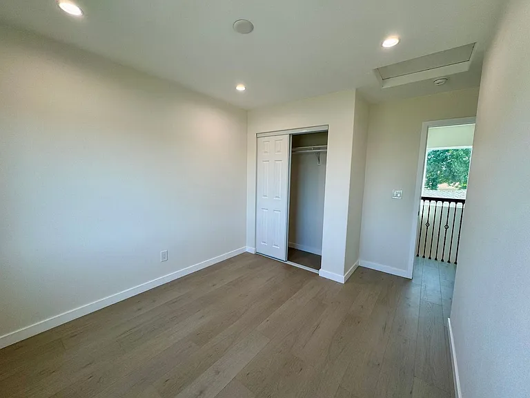 147 E 59th St #147 — Photo 11