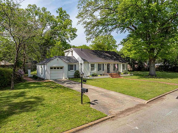 2nd image of 4054 Saint Ann Cir