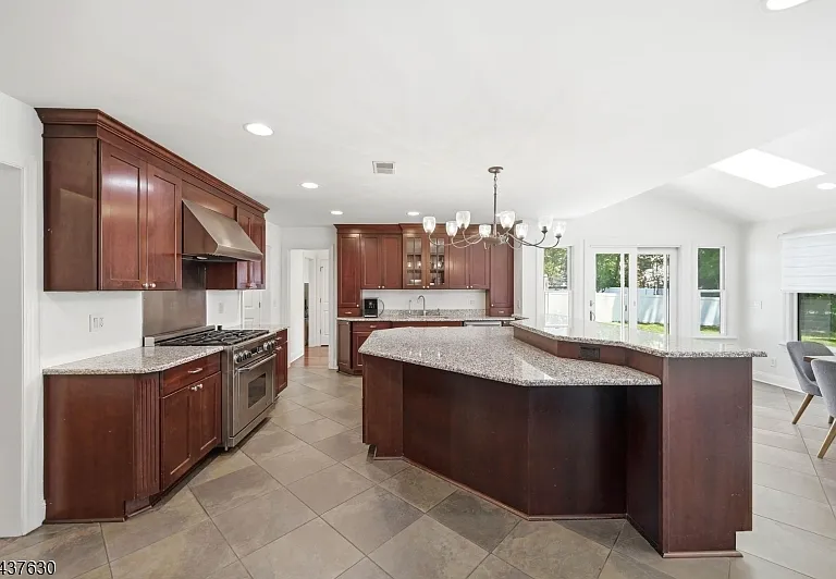 100 Kimball Ave — Photo 10