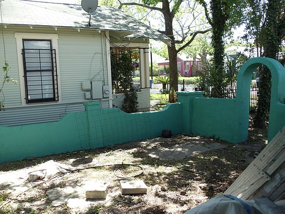 3rd image of 732 N Palmetto